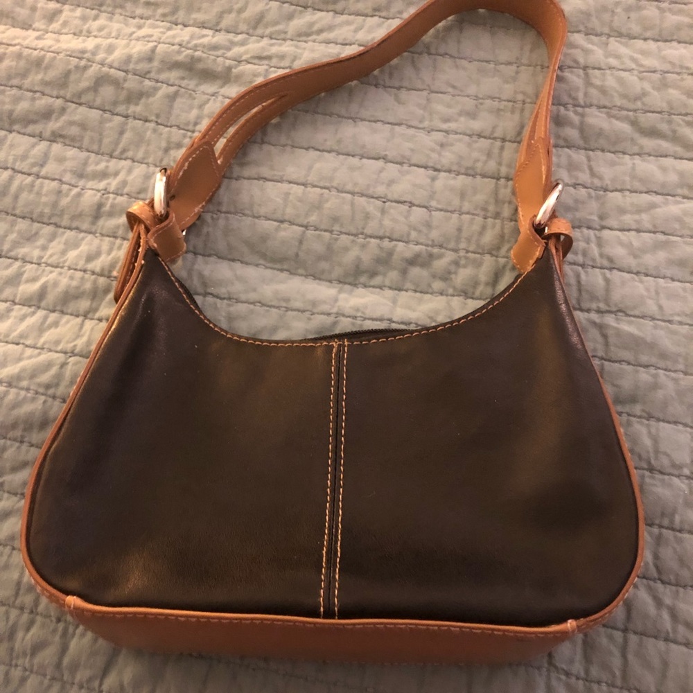 🌺Cute black & tan bag🌺